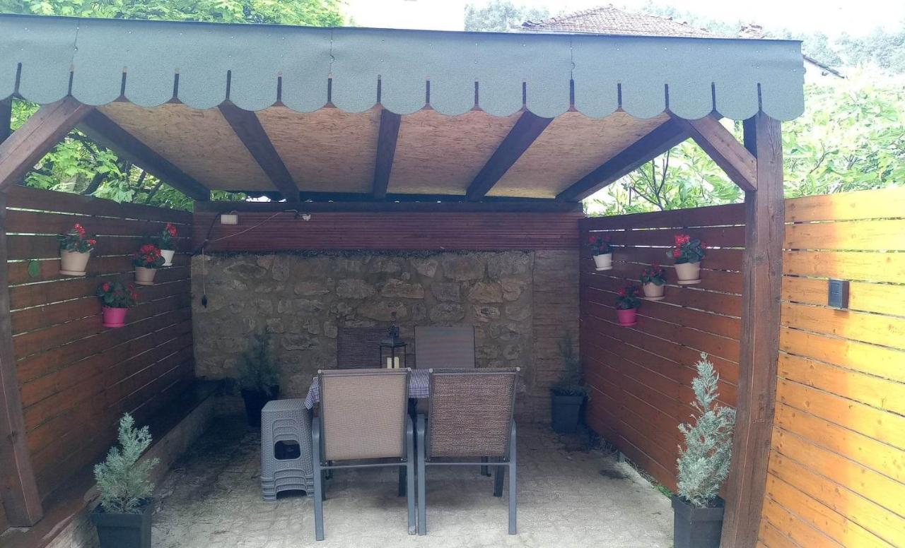 Finesi Apartments Ohrid Extérieur photo